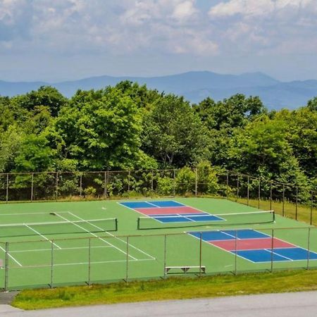 Adventure Awaits Aparthotel Beech Mountain Εξωτερικό φωτογραφία